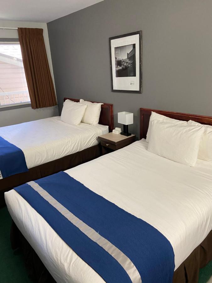 Monashee Motel 3*