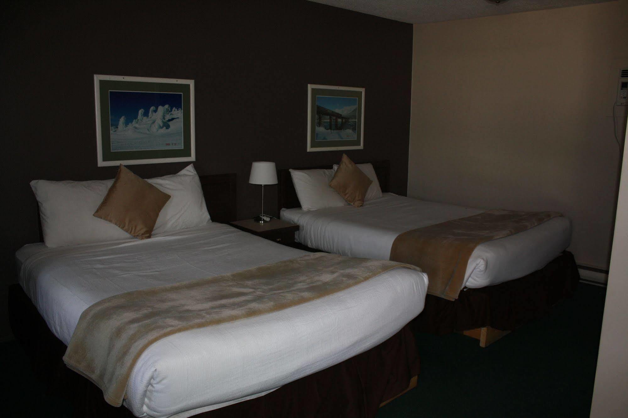 Motel Monashee 3*